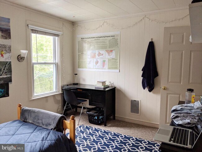 Foto del edificio - 728 W Railroad Ave