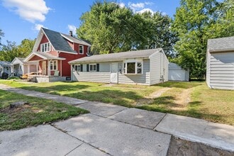 Building Photo - 2038 Airline Ave