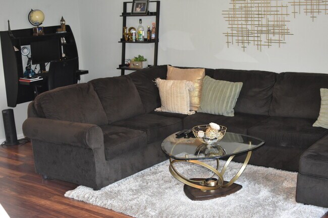 Building Photo - 4917 Cavan Green Ct