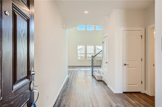 Foto del edificio - 487 Grace Lilly Dr