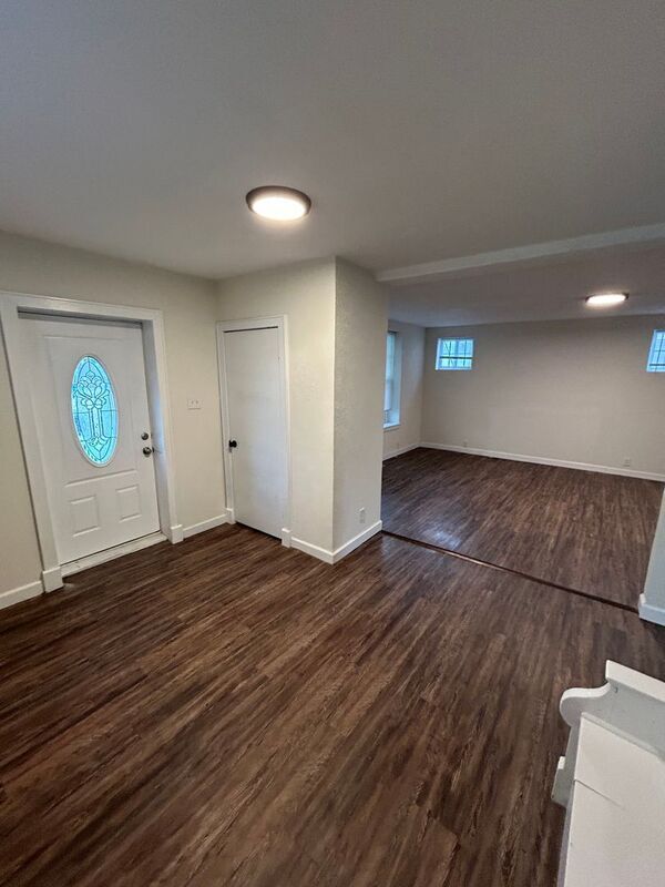 Foto del edificio - 5950 Enright Ave