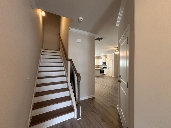 Building Photo - 235-C Alston Ridge Dr