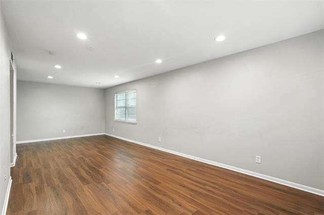 Foto del edificio - 4212 Ashwood Dr