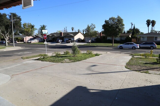 Foto del edificio - Quiet Corner House in Anaheim
