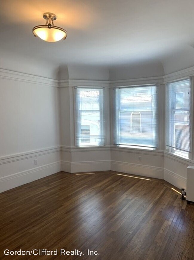 Building Photo - 1610 Leavenworth St