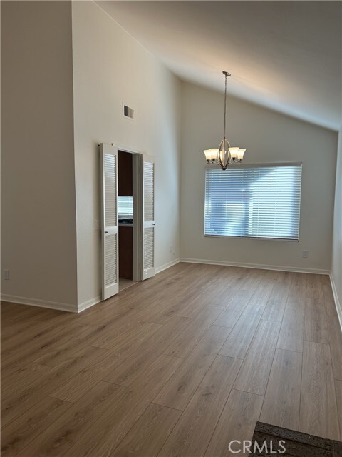 Foto del edificio - 2126 E Deer Springs Ln