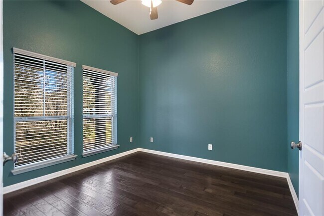 Foto del edificio - 2005 Kates Cove