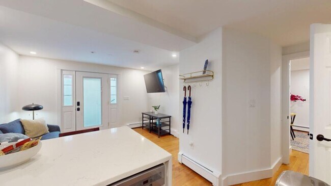 1 bedroom in Cambridge MA 02140 - 1 bedroom in Cambridge MA 02140 Apartment