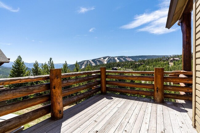 Foto del edificio - 4 Lower Saddle Ridge Rd