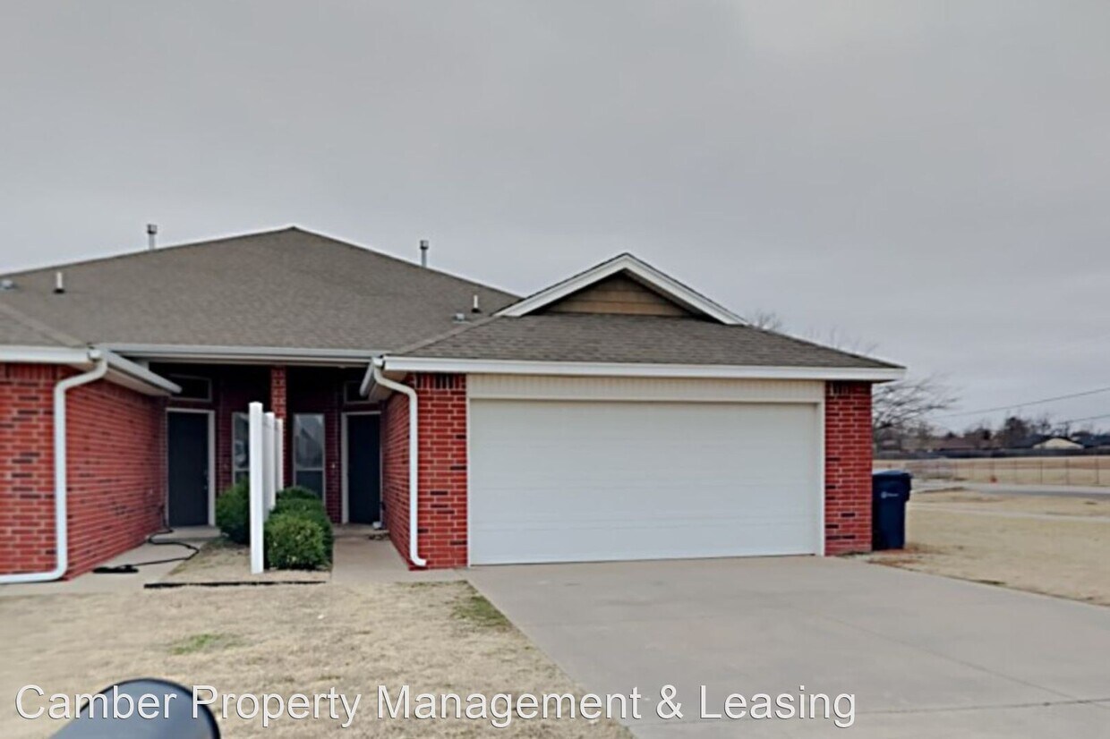 3 br, 2 bath House 3613 Galatian Way House Rental in Yukon, OK