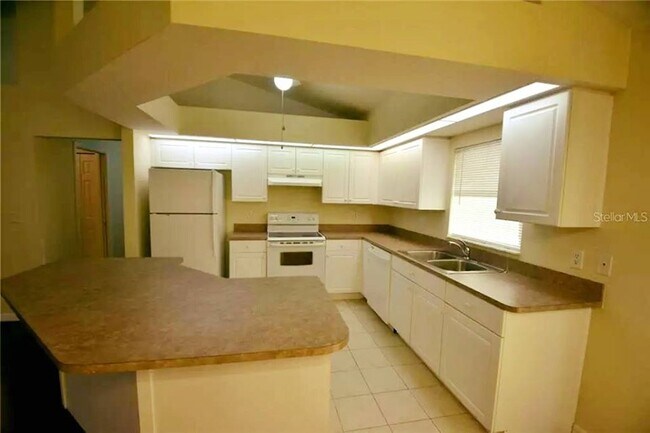 Foto del edificio - 617 SW 11th St
