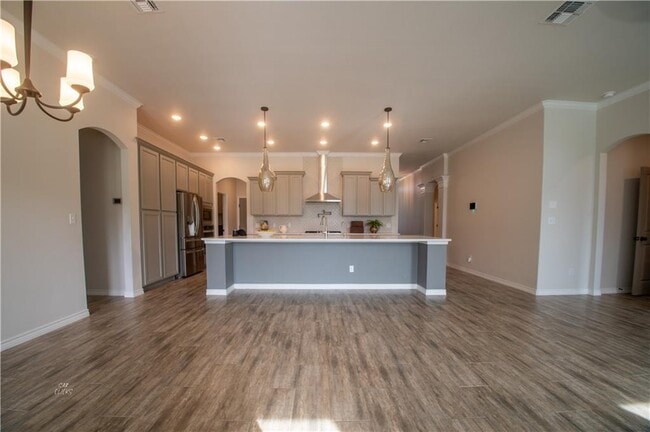 Building Photo - 7905 Rancho Vista Blvd E