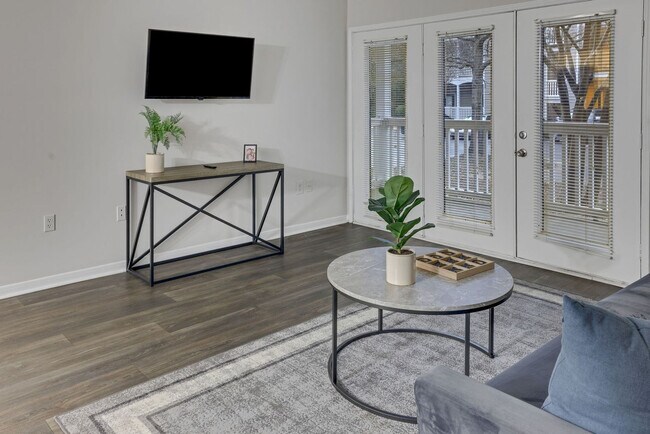 Foto del edificio - 114 Wildwood Crossings Dr