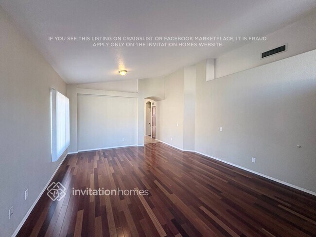 Foto del edificio - 2509 N Silverado