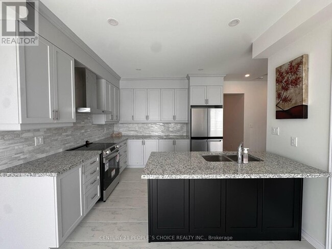 Building Photo - 82 Sun Vly Ave