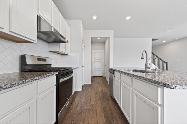 Foto del edificio - 3903 Giorgio Pastel Pl