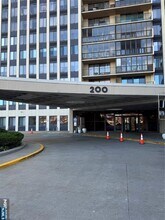 Building Photo - 200 Winston Dr