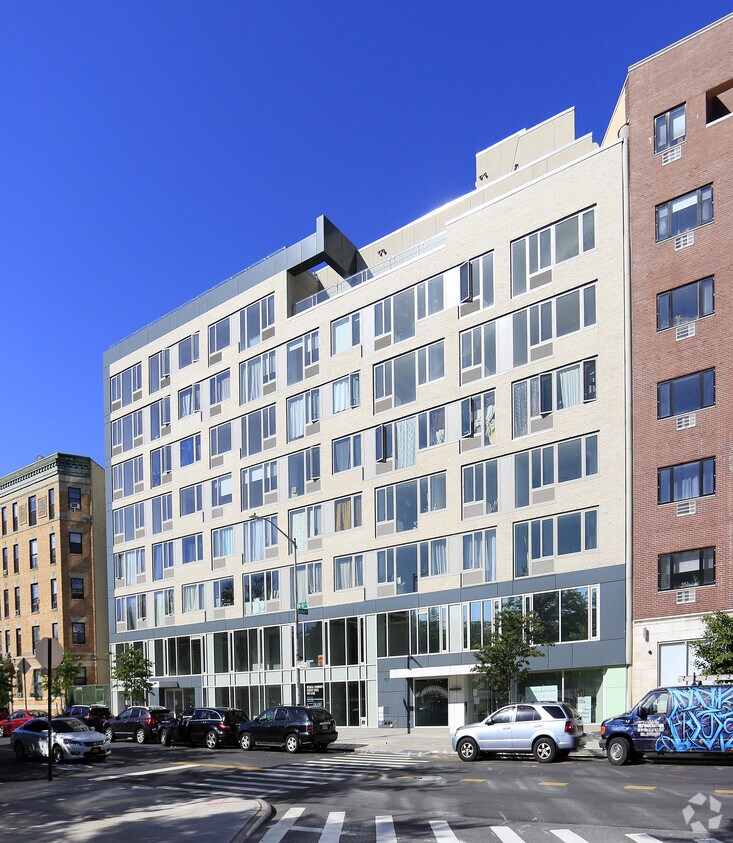Primary Photo - The Highbridge Condominium