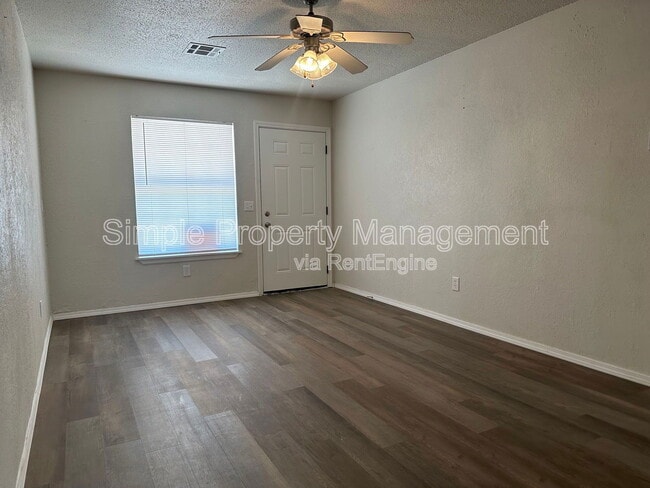Foto del edificio - 5832 NW 31st Terrace