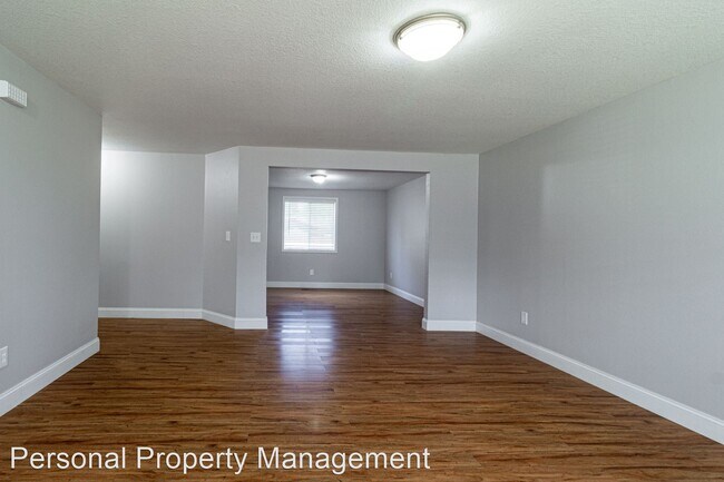 Building Photo - 4 br, 3 bath House - 4608 NE 131st Ave.