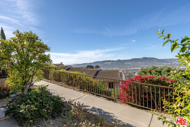 Foto del edificio - 1709 Cam De Villas