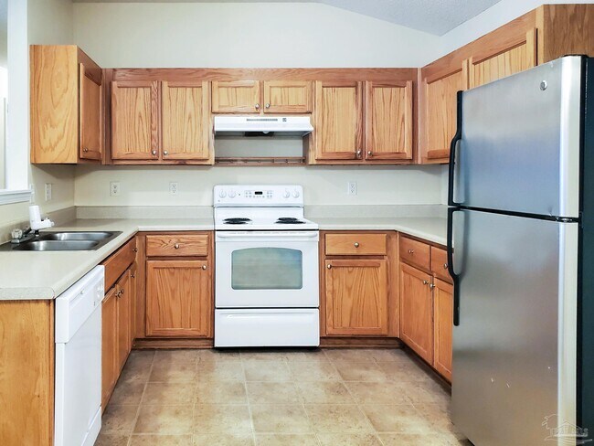 Building Photo - 6862 Old W Ln