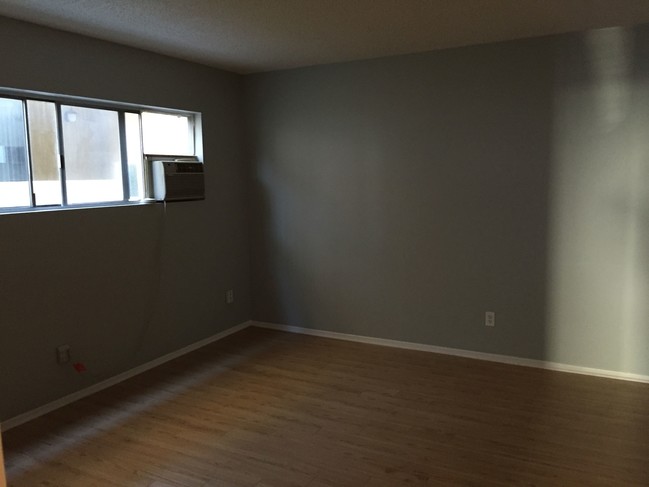 Bedroom 2 - Croft Apartments