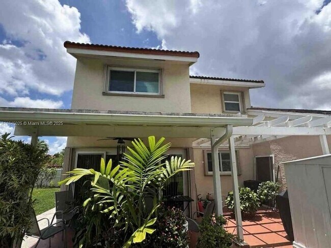 Foto del edificio - 11711 SW 13th St