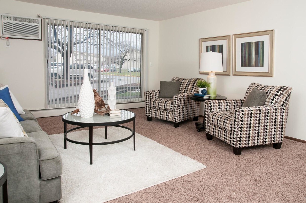 Brooklyn Crossing (Formerly Earle Brown Fa... Apartments in Brooklyn