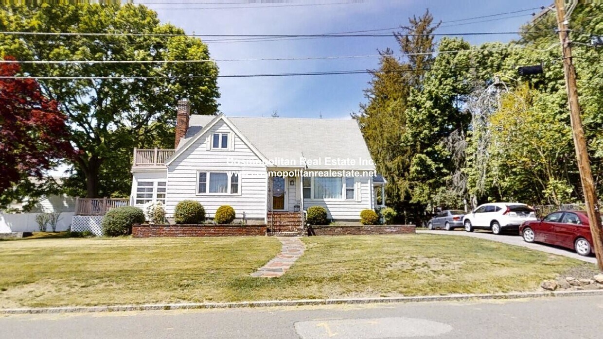 17 Central St, Wakefield, MA 01880 House Rental in Wakefield, MA