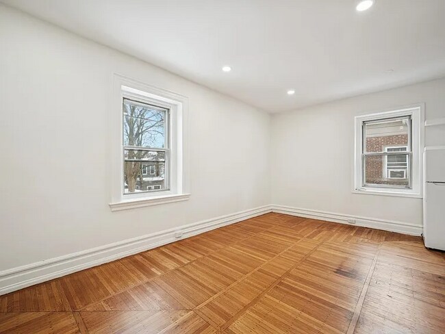 Foto del edificio - 236 Harvey St