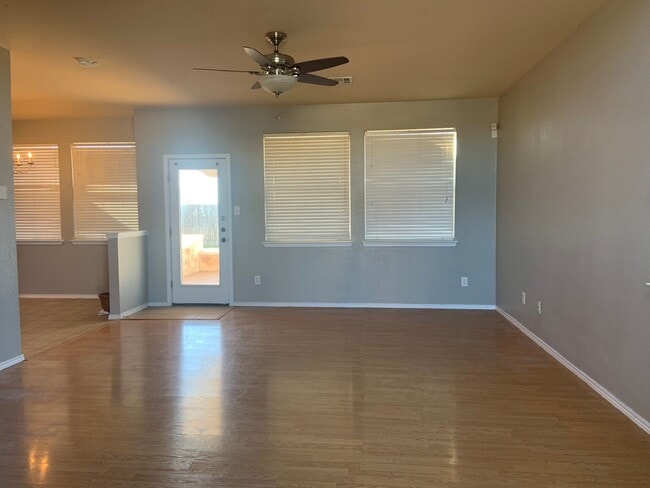 Foto del edificio - 4915 Allegany Dr