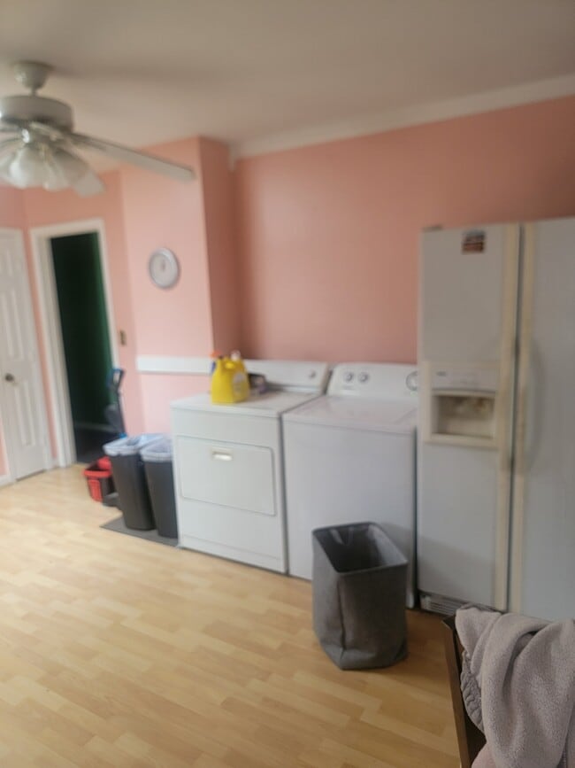 Foto del edificio - 103 Wintergreen Ln