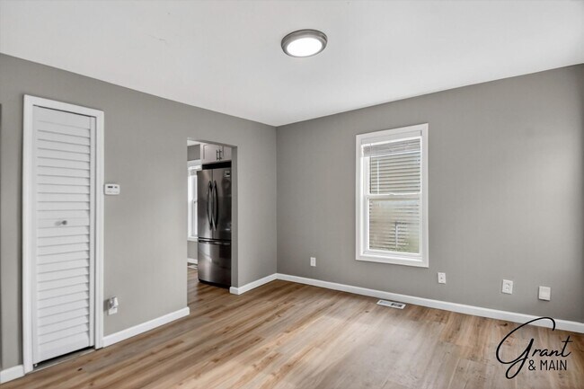 Foto del edificio - $1500 3 bedrooms