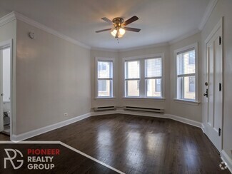Building Photo - 3814 N Greenview Ave