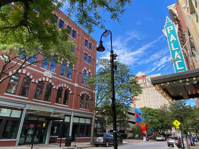 Building Photo - 83 Hanover St