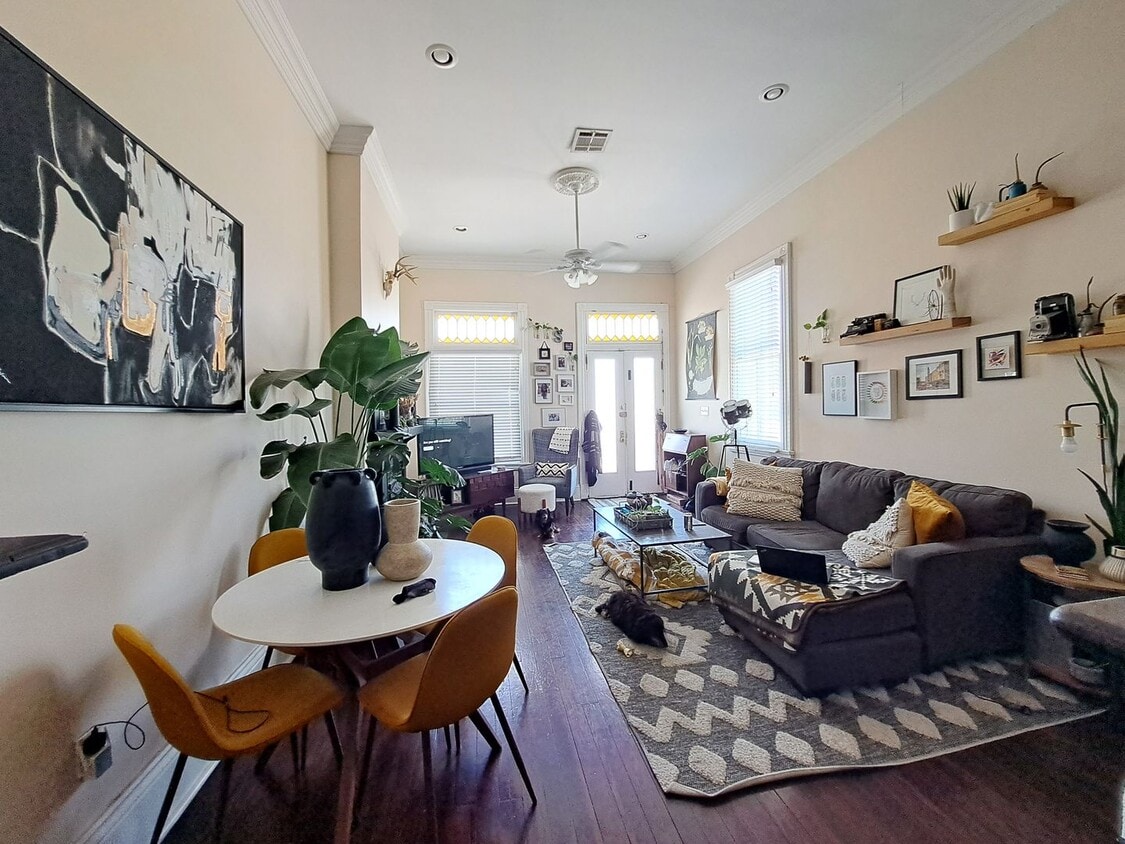 Photo - 2600-02 Cleveland