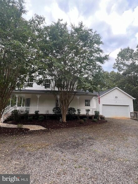 Building Photo - 20670 Bloombury Ln