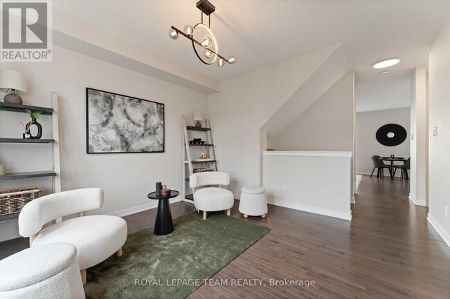 Building Photo - 3040 Travertine Way