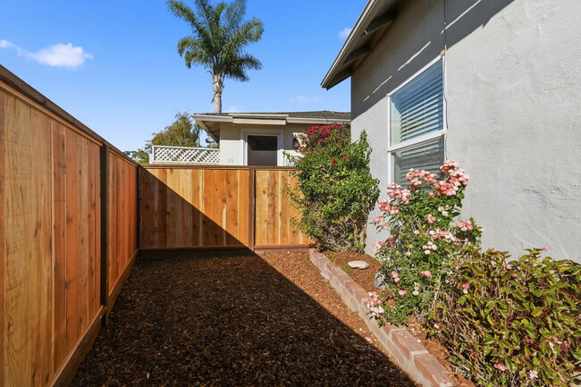 Building Photo - 114 Park Ave