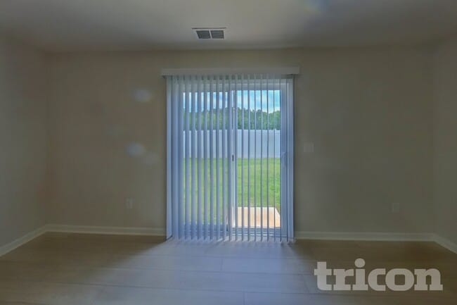 Building Photo - 2115 Brechin Rd