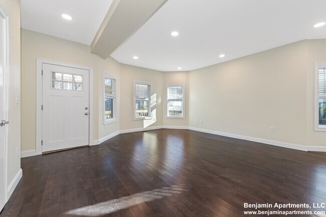 Foto del edificio - 232 Fulton St