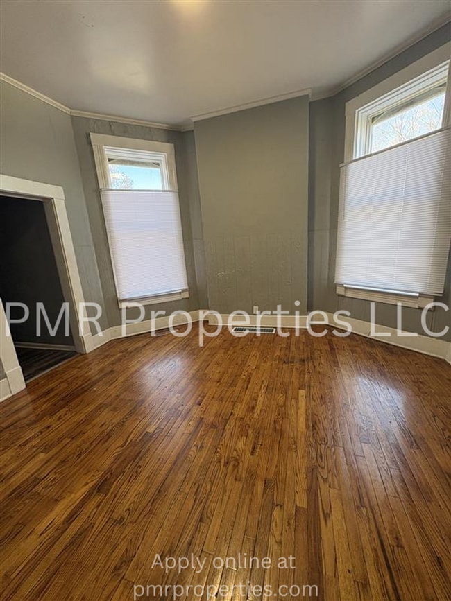 Building Photo - 901 S 14th St