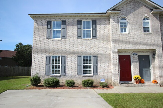 Foto del edificio - 4004 Lucerne Ct