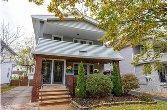 Building Photo - 2100 Wascana Ave