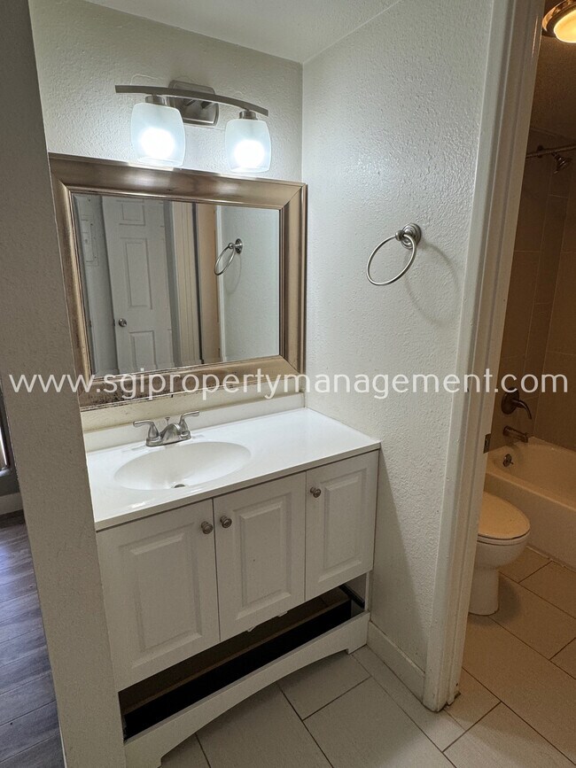 Foto del edificio - 3828 N 32nd St