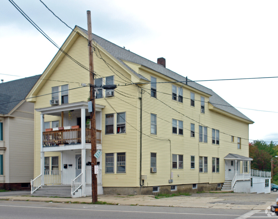 Building Photo - 145 N Main St