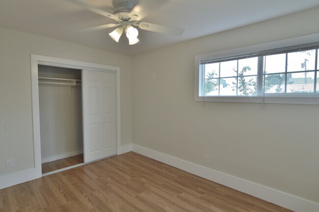 Building Photo - 2109 Byron St