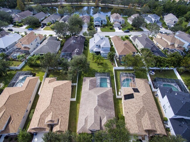 Foto del edificio - 4 bedroom 3 Bath Pool home in Lakewood Ranch Greenbrook