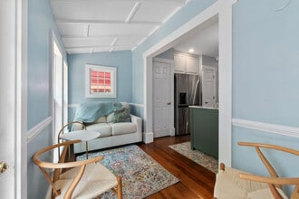 Building Photo - 72 Abbott St